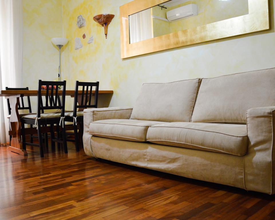 Tridomus Apartment - Mecenate 77 Rome Chambre photo